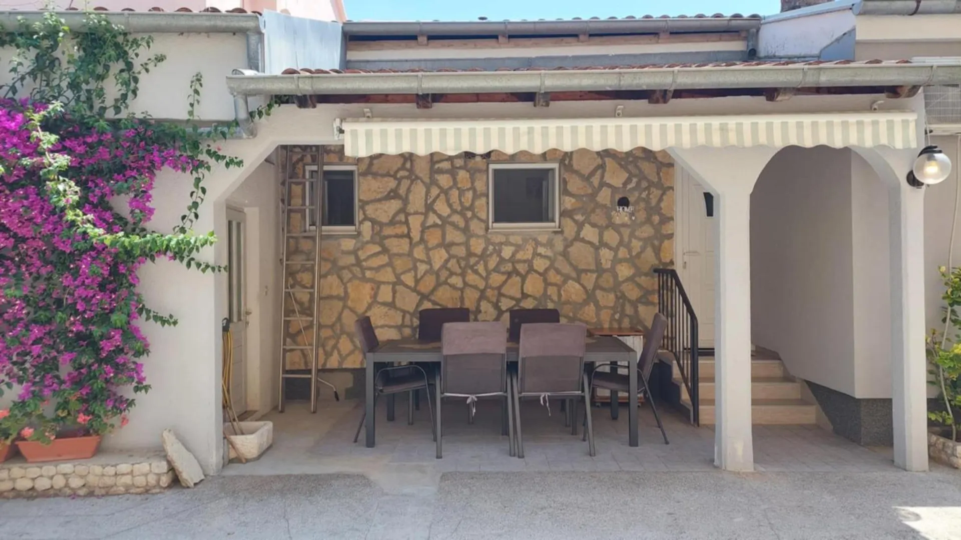 Apartman Zara דירה זאדאר